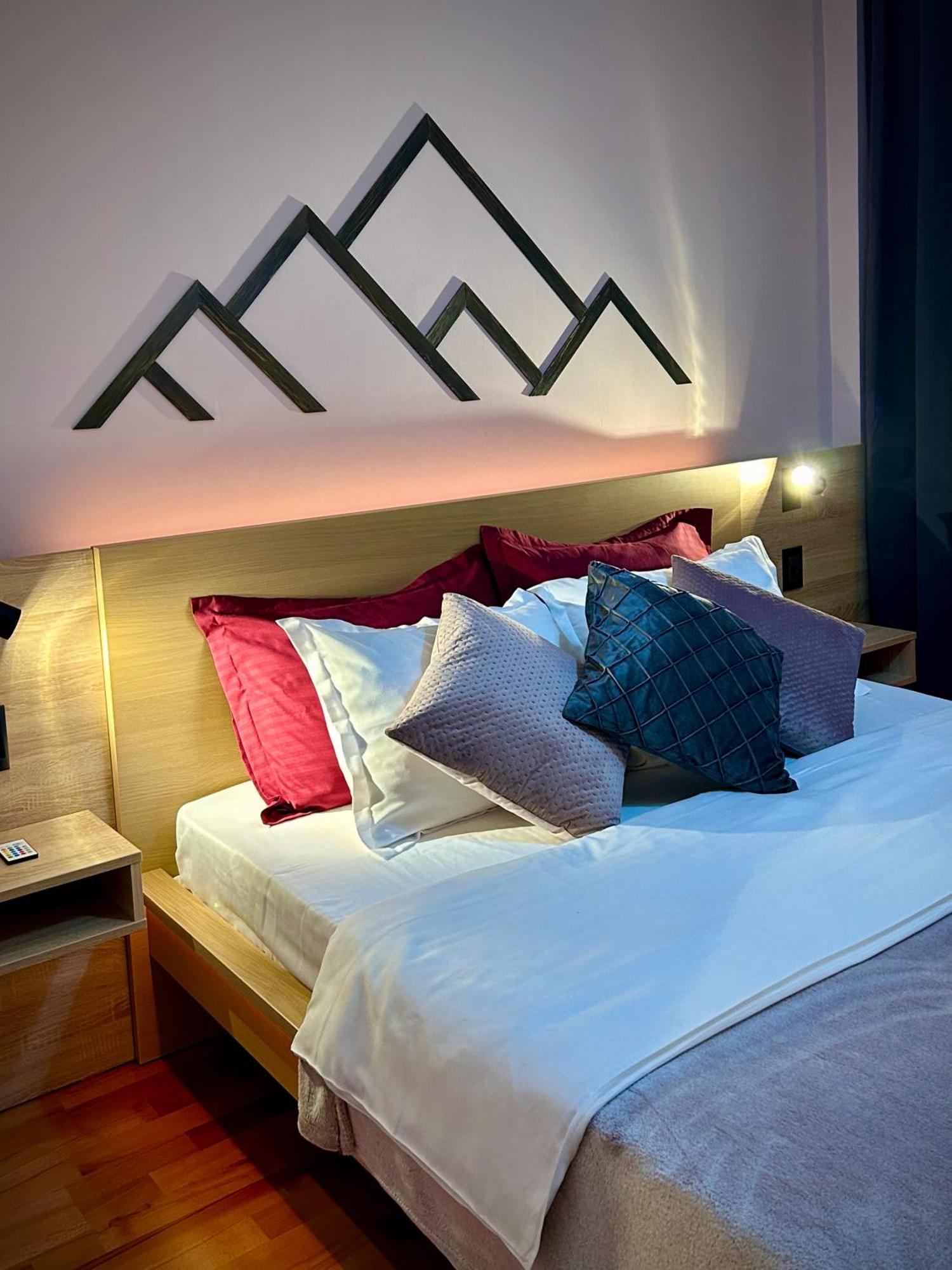 Blue Mountain Residence براشوف الغرفة الصورة